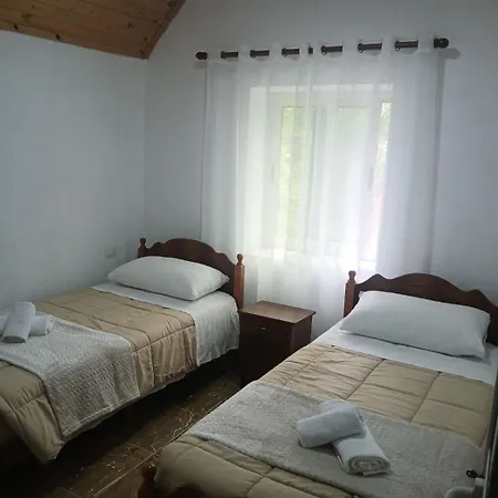 Bujtina Milani Bed & Breakfast Theth