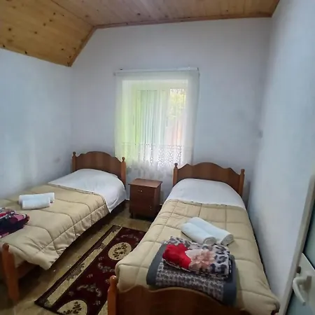 Bed & Breakfast Bujtina Milani Theth