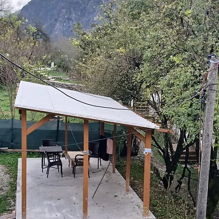 Bujtina Milani Bed & Breakfast